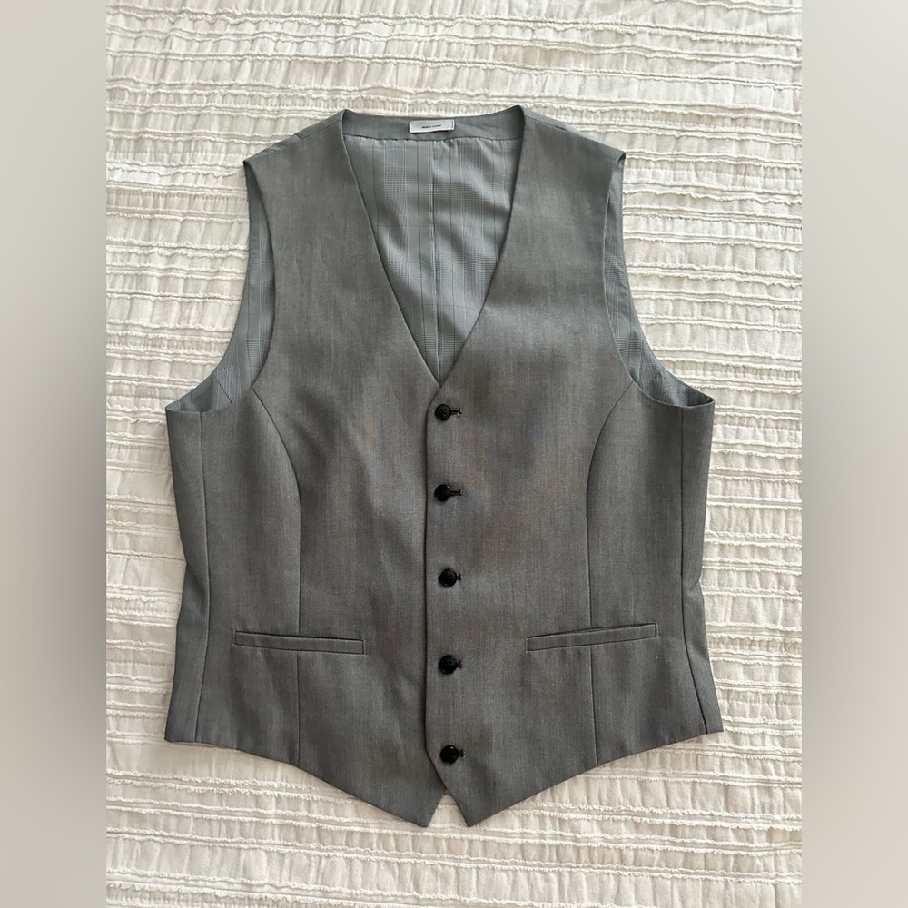 Medium Men's J. Ferrar Gray Suit Vest